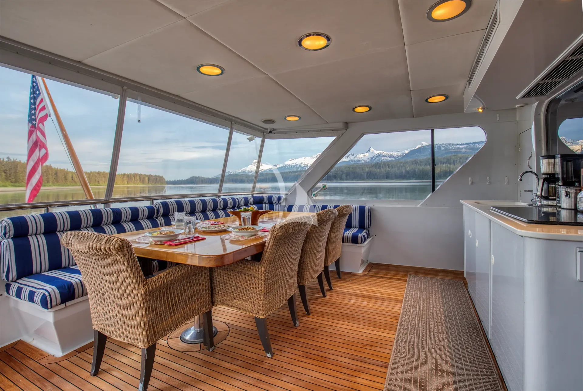 MY LADY ALASKA, photograph 6