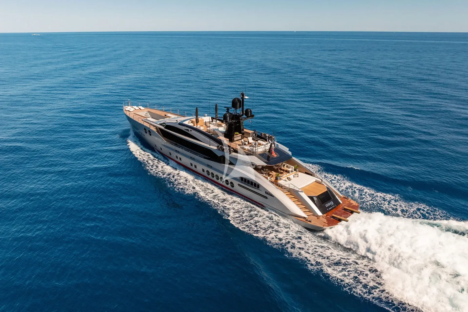 DB9, photograph 9