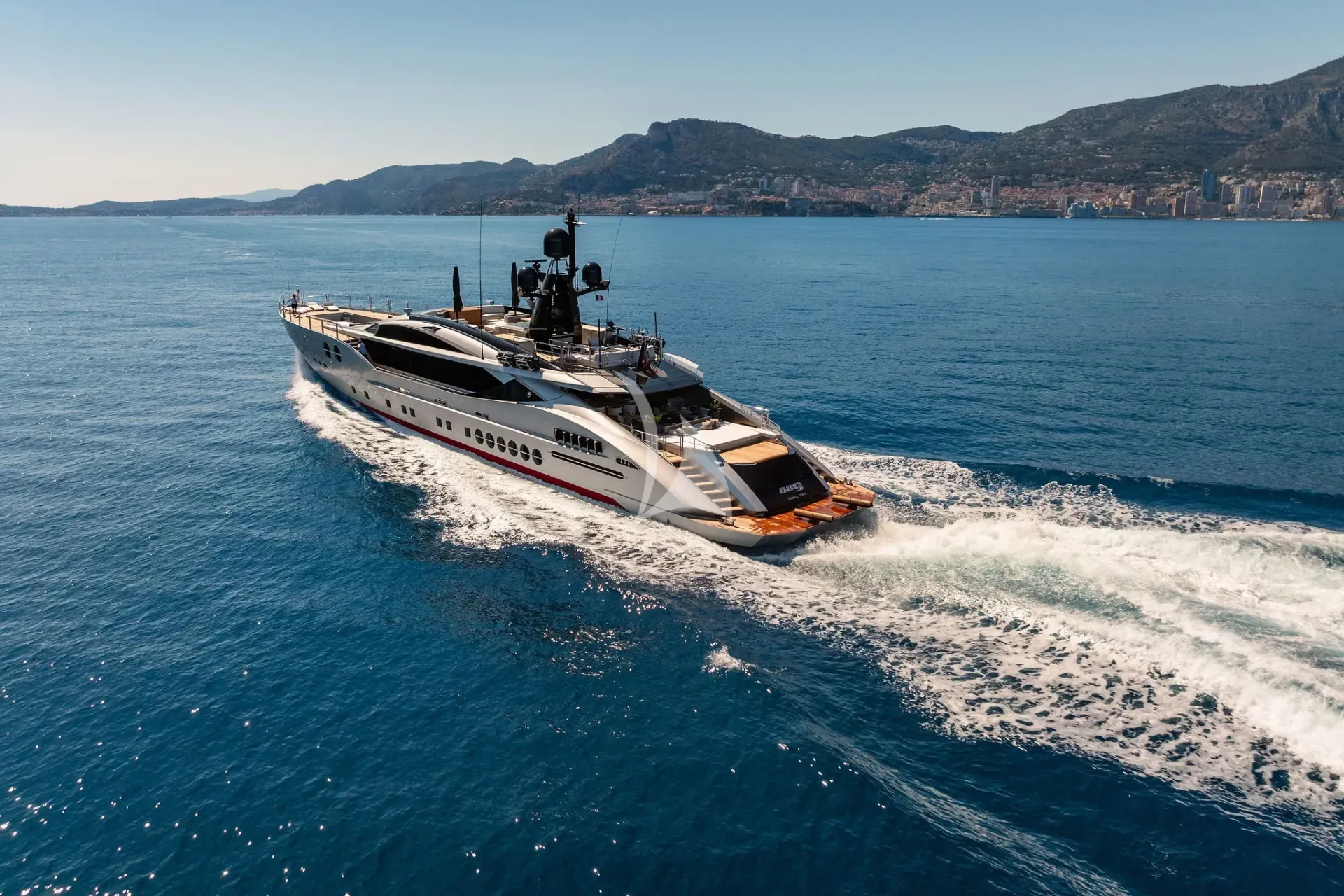DB9, photograph 10