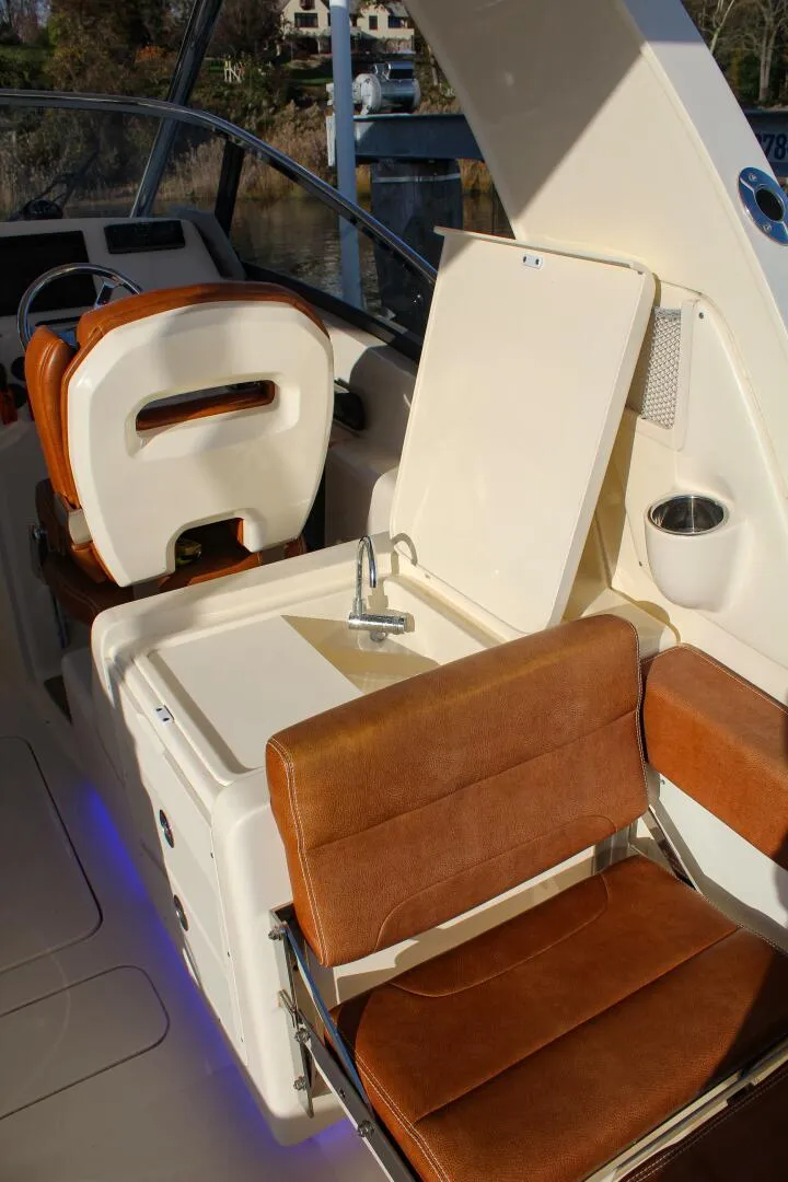 SCOUT 275 DORADO, photograph 6